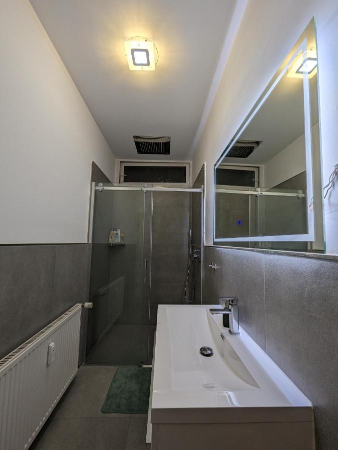 Gemuetliche Zimmer Im Herzen Der Stadt Em-Apartments Deutschland Bielefeld Kültér fotó